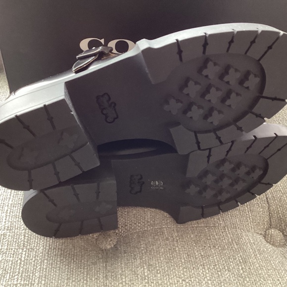 COACH Women's Liv Leather Mary Jane Flats, size 8.5 - Picture 5 of 15